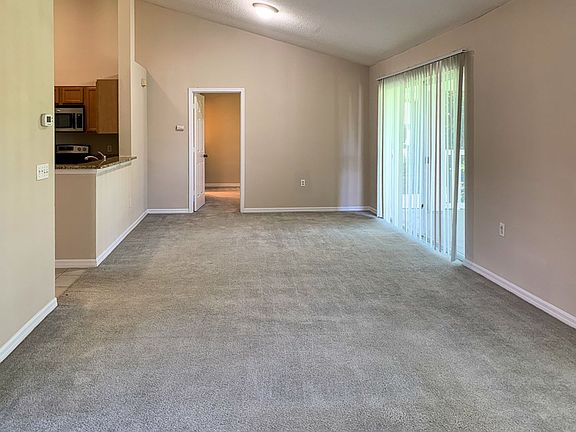 4th image of 10000 SW 52nd Ave APT I-42