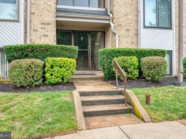 7 Bailiffs Ct Unit 201, Lutherville Timonium, MD 21093