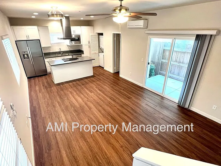 4651 Idaho St #2 — Photo 3