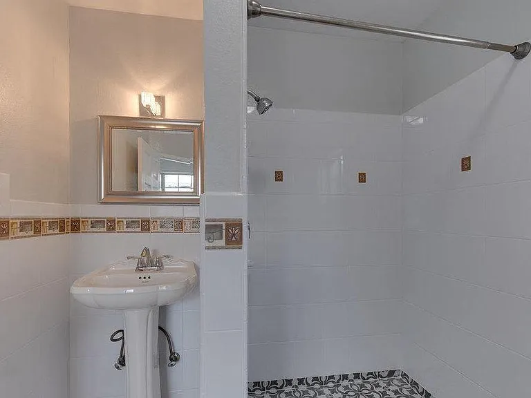 14241 Burton St — Photo 14