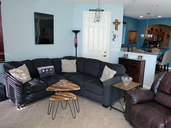 5th image of 2752 S Evergreen Cir