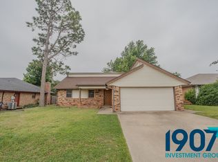 1200 N Patterson Dr, Moore, OK 73160
