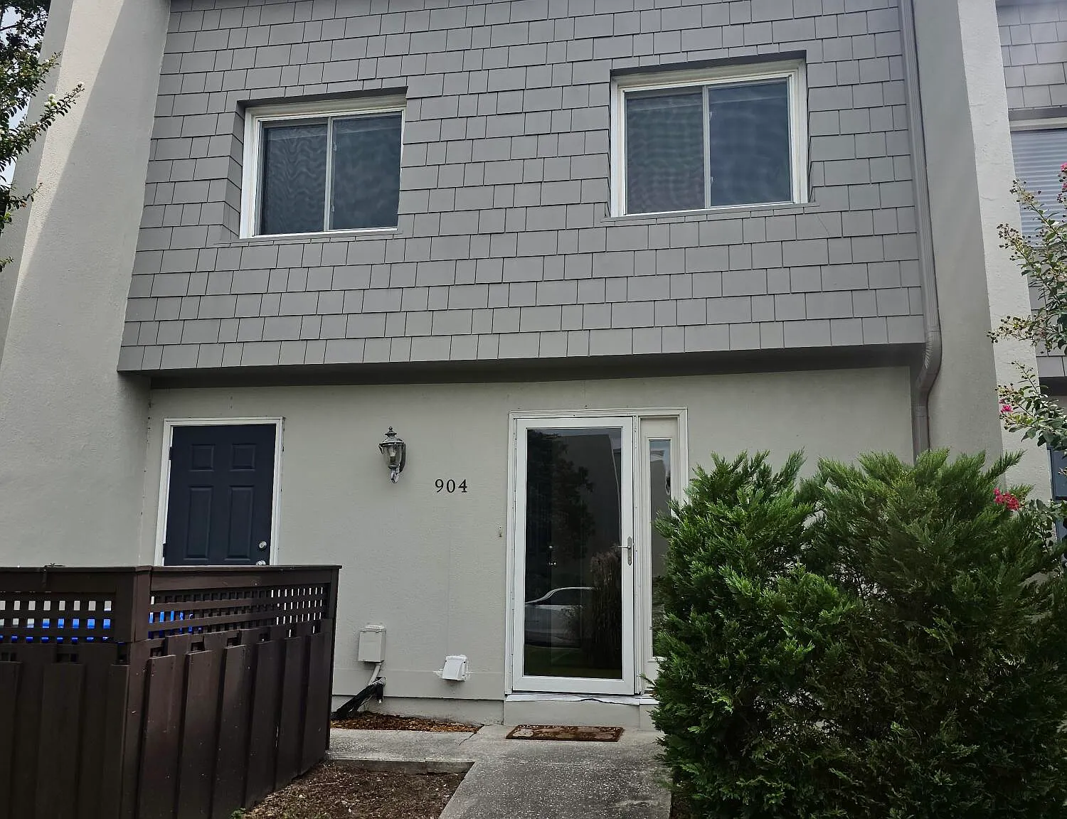 3 bed, 2.5 bath, 1840 sqft, $2,650 — Photo 1