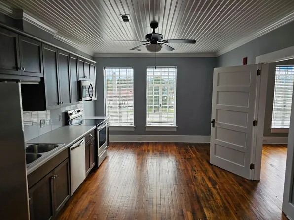 103 Main Street LLC, 103 E Main St #C, Clinton, SC 29325