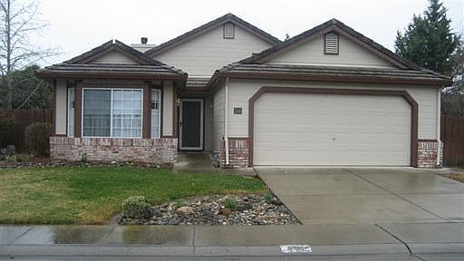 2nd image of 246 Cinnamon Dr