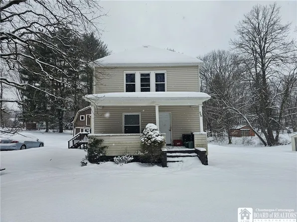 129 Miller St, Gowanda, NY 14070