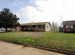 1946 Oakridge Dr, Seminole, OK 74868