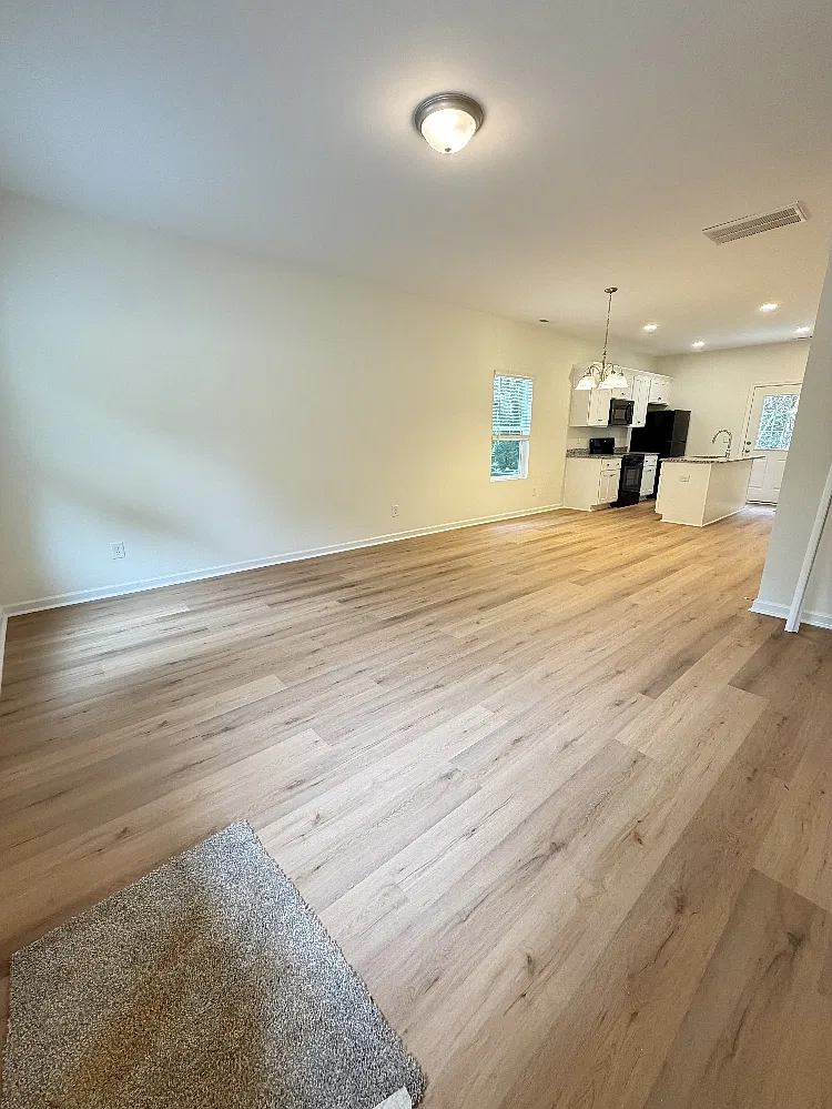 182 Patterson Road - A — Photo 4