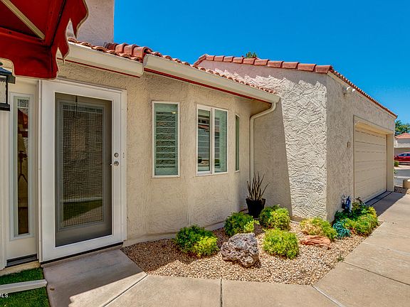 3rd image of 4209 E Ludlow Dr