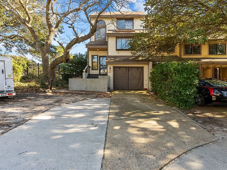 3912 Whooping Crane Cir — Photo 1