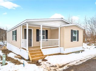16 Surf Dr, Forward Township, PA