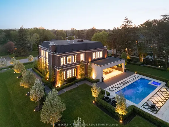 6 Forestave Cres, King, ON L0G 1N0