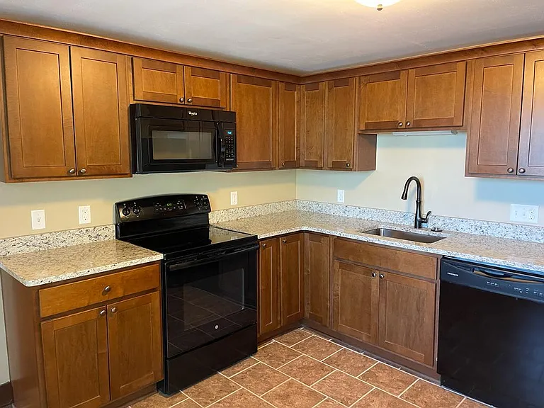 28 Lafayette Ave NE #11 — Photo 14