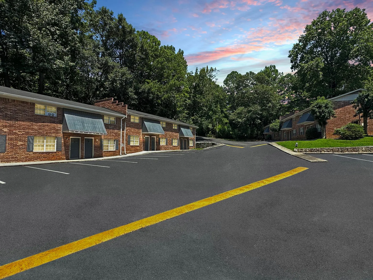 Maple Lakes Townhomes — Photo 3