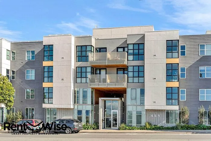451 Donahue St #307 — Photo 40