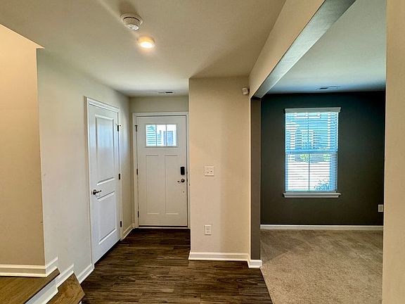 4th image of 1214 Ashbury St