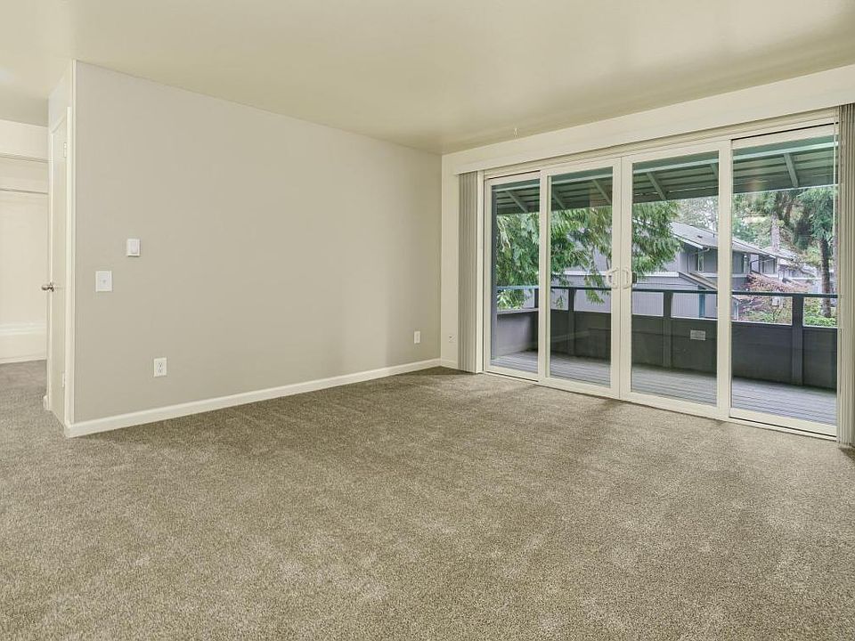 1st image of 4800 176th St SW APT F3