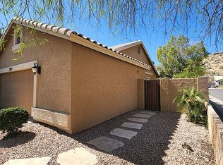 2213 E Rockledge Rd, Phoenix, AZ 85048