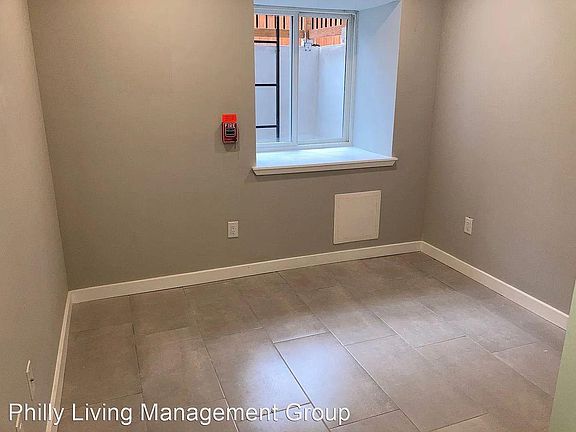 2nd image of 5410 Pine St #1