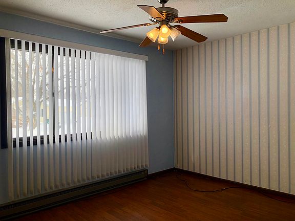5th image of 40 Westview Dr