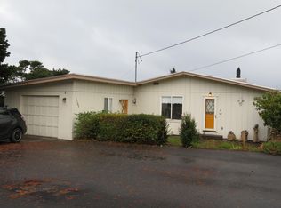 1705 NW Graham Ct, Waldport, OR