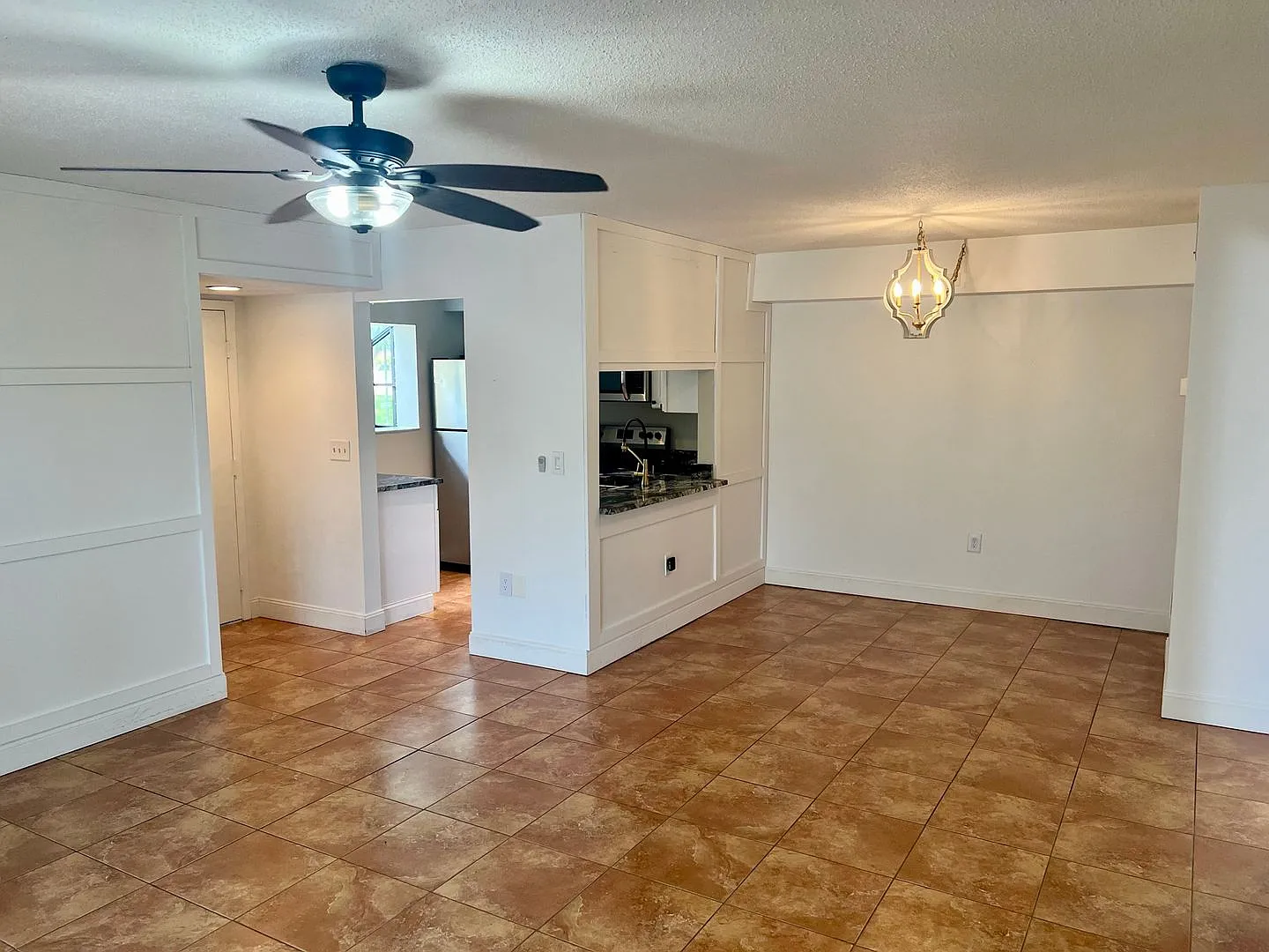 Move-In Ready 1-bed, 1-bath, Sarasota Condo off University Pkwy for rent! — Photo 3