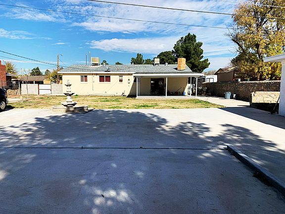 2nd image of 8402 Beverly Pl