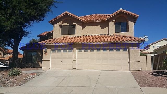 1st image of 1120 W Graythorn Pl