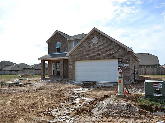 5th image of 631 Oak Circle Dr E