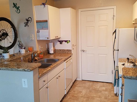 4th image of 2121 E Pinnacle Terrace Way APT 302