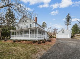 85 Main St, Southborough, MA 01772