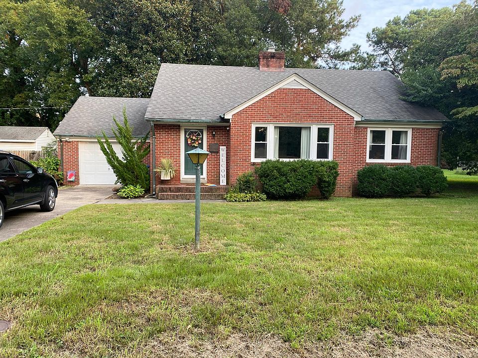 1st image of 16 Peters Ln