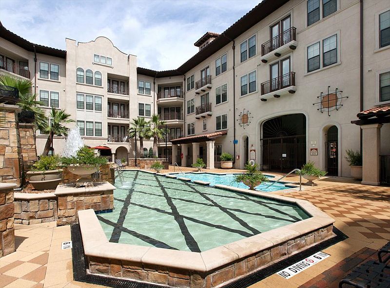 Amli 2121 Apartments Houston Tx Zillow