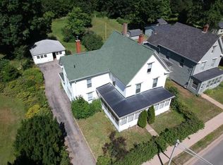 217 Main St, Kentville, NS B4N1J6
