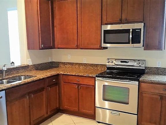 4th image of 2403 S Shine Ave APT A
