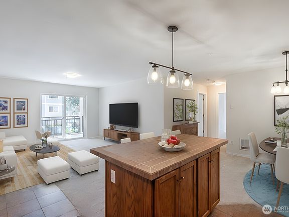3rd image of 1417 Evergreen Park Drive SW #201