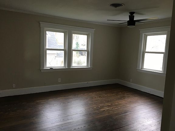 4th image of 21 Gibson Ave