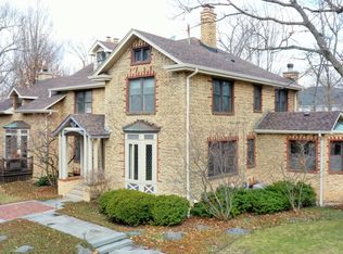 406 Brierhill Rd, Deerfield, IL 60015