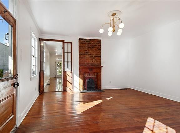 5th image of 428 1st St