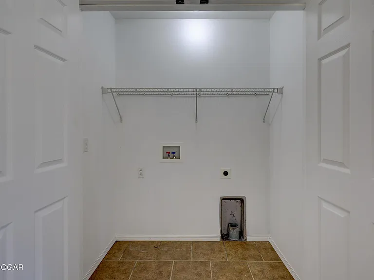 10974 Afton #B — Photo 12