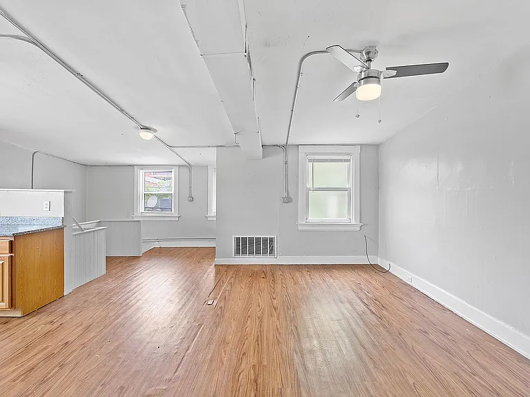 60 W McMillan St #3 — Photo 7