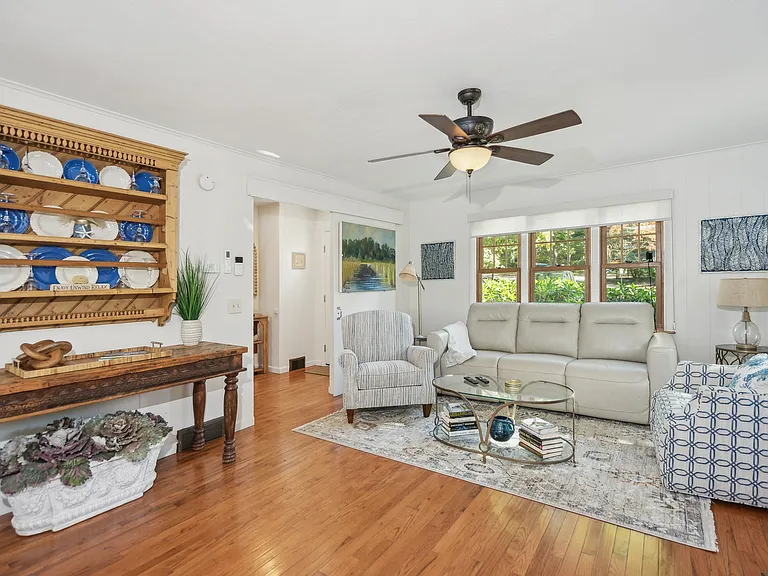 5 Doris Ln — Photo 7