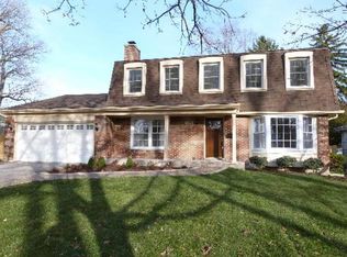 1121 Forest Ave, Deerfield, IL 60015