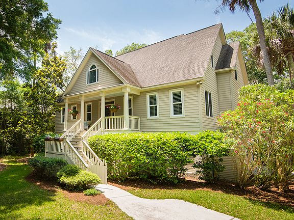 2nd image of 156 Augusta National Ct