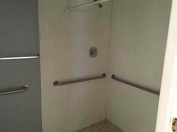 5th image of 7822 Woodberry Ln