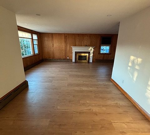 2nd image of 28 Elsie St #1