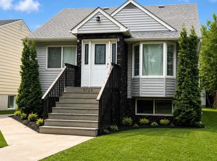9719 71st Ave NW, Edmonton, AB T6E0W5