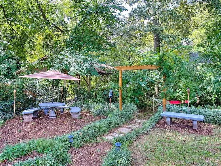 3301 Old Jonesboro Rd — Photo 26