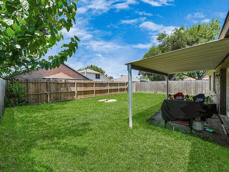 11031 Kirkmead Dr — Photo 31