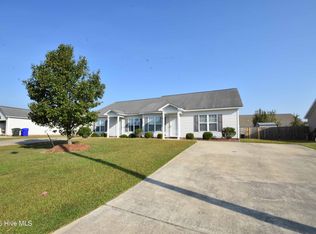 1205 Price Dr #B, Greenville, NC 27834